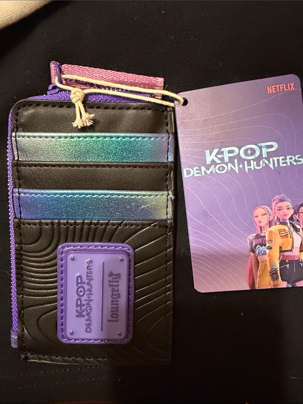 Loungefly K-POP Demon Hunters cardholder and wallet